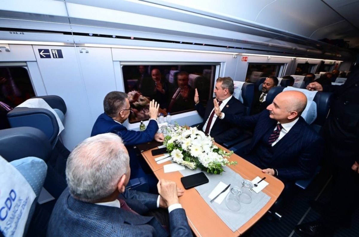 Yüksek Hızlı Tren, Ankara-Sivas arasında ilk seferini başlattı
