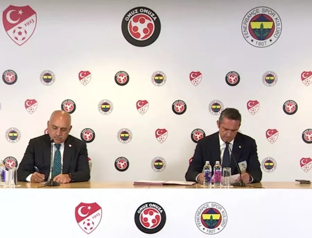Fenerbahçe, depremzedeler TFF'ye 50 milyon TL bağış yaptı