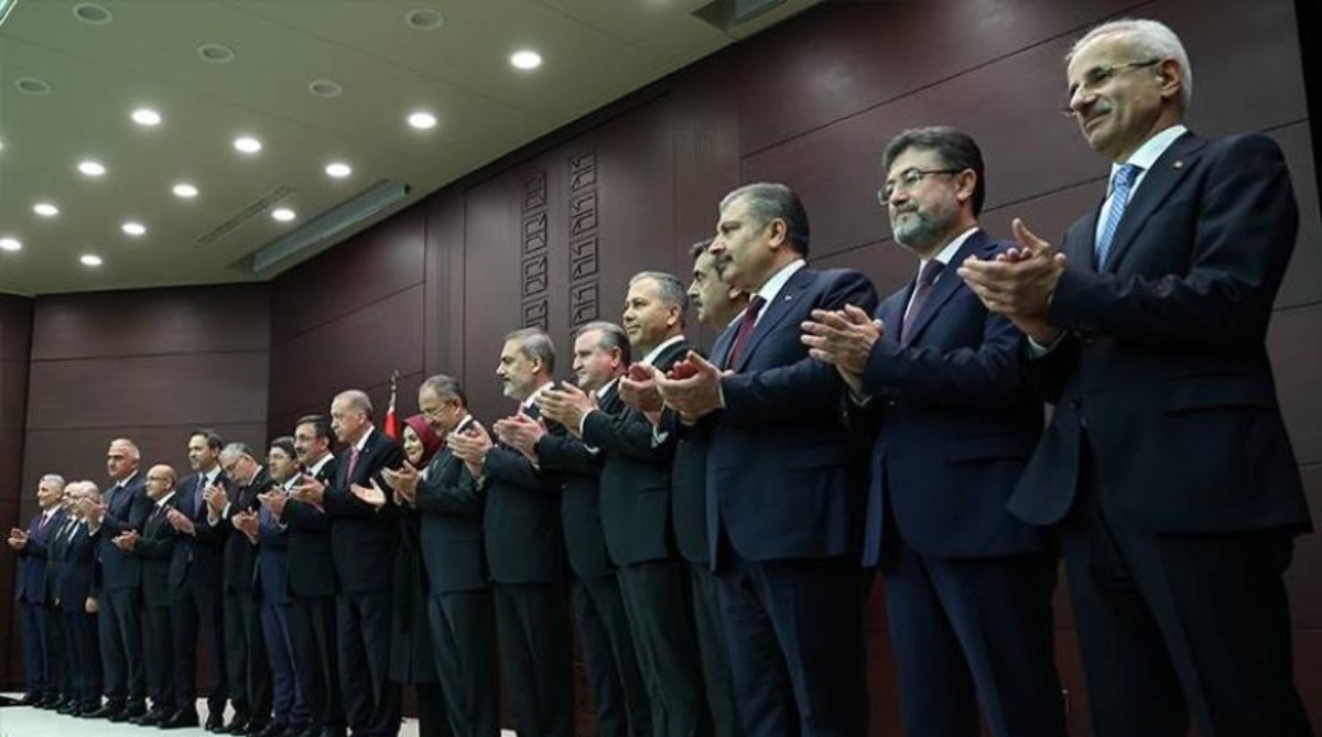 Dünya basınının 5 isme dikkat çektiği Erdoğan'ın yeni kabinesindeki kilit isimler açıklandı!