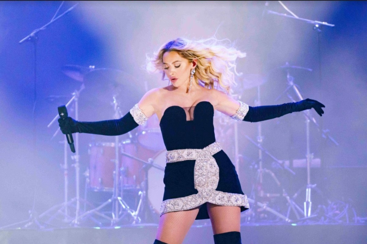 Hadise'nin Antalya konseri